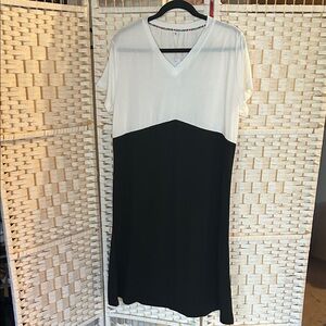 EXCLUSIVE White V-Neck T-Shirt Dress with Exclusive Trim
